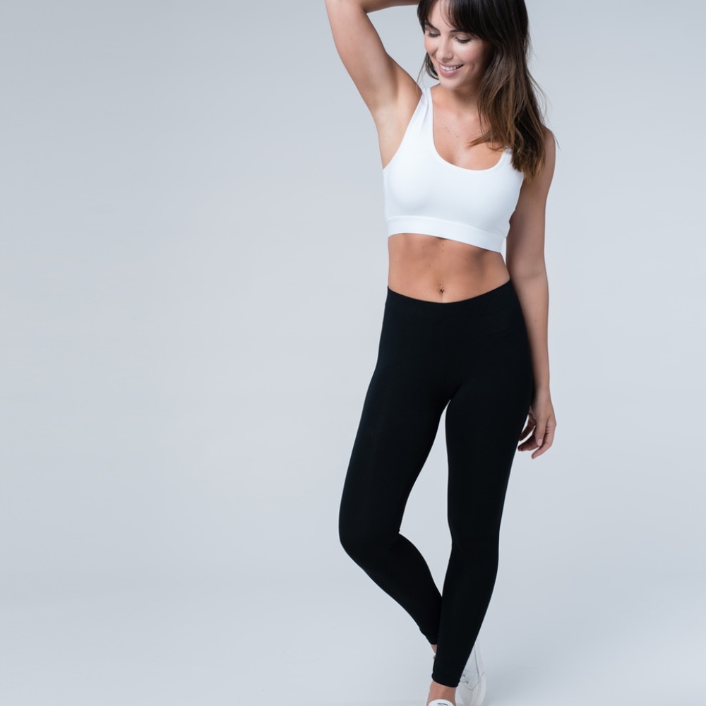 Pact Organic black cotton leggings size medium